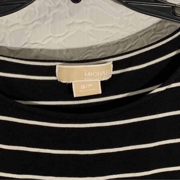 NWOT! Michael Kors Flowing Sleeve Striped Blouse! - Picture 2 of 7